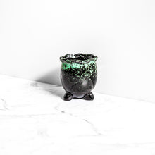 Load image into Gallery viewer, green and black handmade plant pot